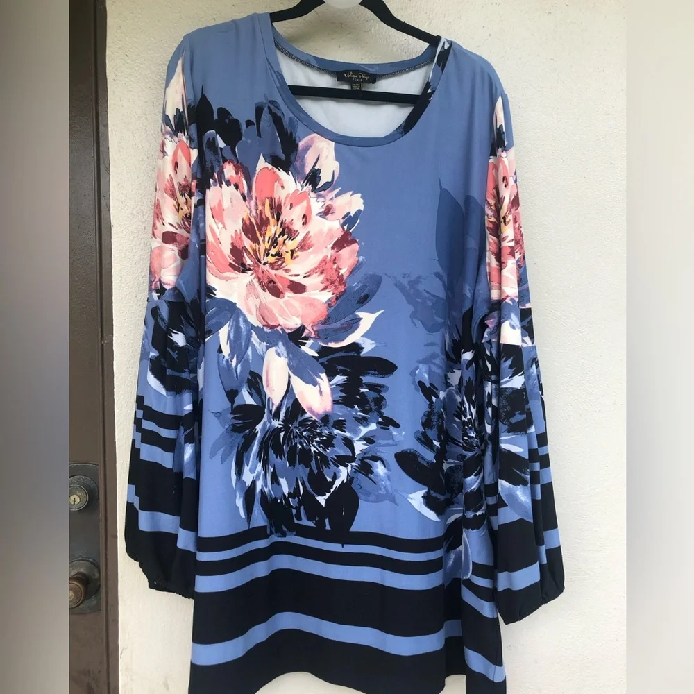 Floral Top - Picture 1 of 4